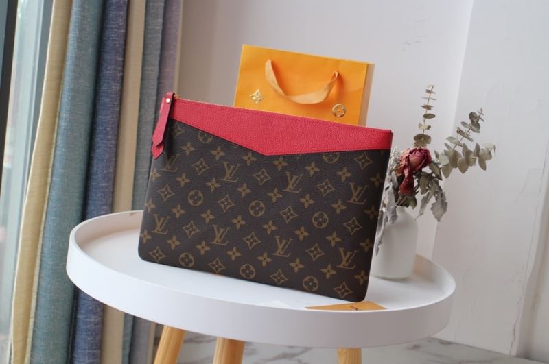 Louis Vuitton Clutch Bags